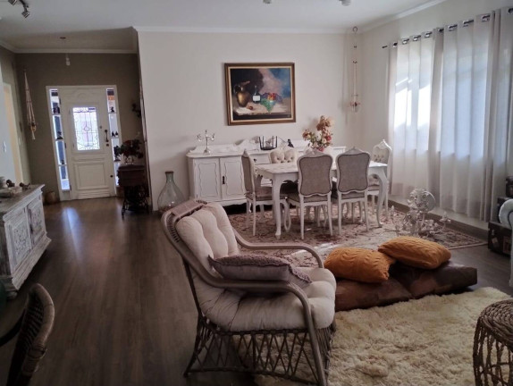 Imagem Casa com 3 Quartos à Venda, 420 m² em Altos Do Paraíso - Botucatu