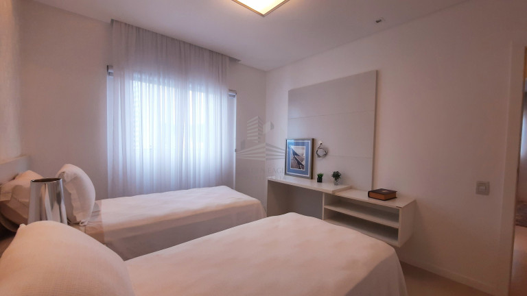 Imagem Apartamento com 3 Quartos à Venda, 256 m² em Centro - Balneário Camboriú Imagem Apartamento com 3 Quartos à Venda, 256 m² em Centro - Balneário Camboriú