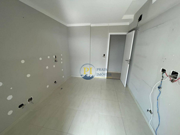 Imagem Apartamento com 3 Quartos à Venda, 126 m² em Aviação - Praia Grande Imagem Apartamento com 3 Quartos à Venda, 126 m² em Aviação - Praia Grande