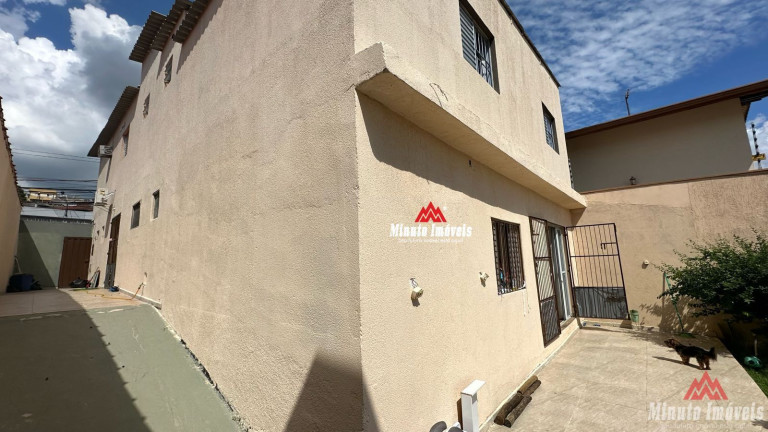 Imagem Imóvel com 4 Quartos à Venda, 226 m² em Vila Joana - Jundiaí Imagem Imóvel com 4 Quartos à Venda, 226 m² em Vila Joana - Jundiaí