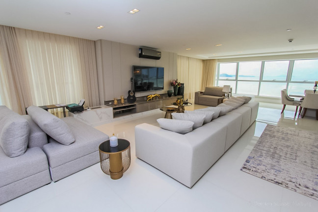 Imagem Apartamento com 4 Quartos à Venda, 300 m² em Centro - Balneário Camboriú