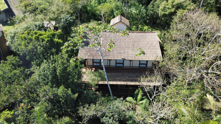 Imagem Casa com 4 Quartos à Venda, 170 m² em Praia Do Rosa - Imbituba Imagem Casa com 4 Quartos à Venda, 170 m² em Praia Do Rosa - Imbituba