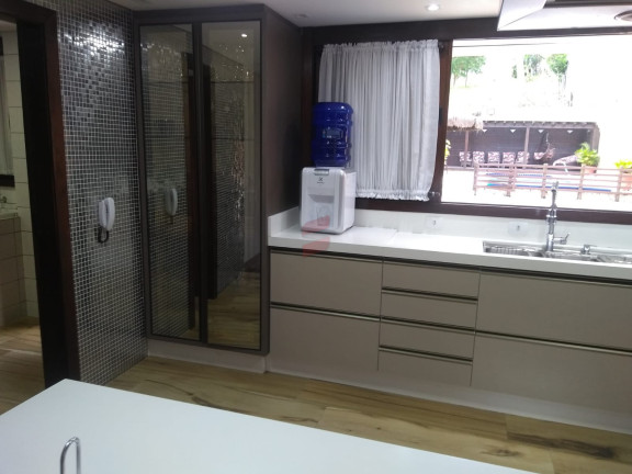 Imagem Casa com 3 Quartos à Venda, 630 m² em Guaíra - Curitiba Imagem Casa com 3 Quartos à Venda, 630 m² em Guaíra - Curitiba