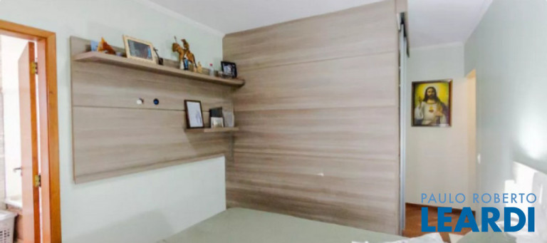 Imagem Sobrado com 3 Quartos à Venda, 270 m² em Vila Guiomar - Santo André Imagem Sobrado com 3 Quartos à Venda, 270 m² em Vila Guiomar - Santo André