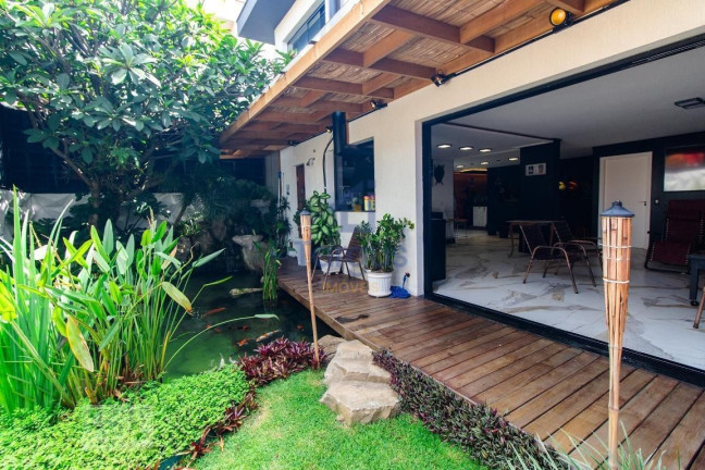 Imagem Casa com 3 Quartos à Venda, 380 m² em Jardim Avelino - São Paulo Imagem Casa com 3 Quartos à Venda, 380 m² em Jardim Avelino - São Paulo
