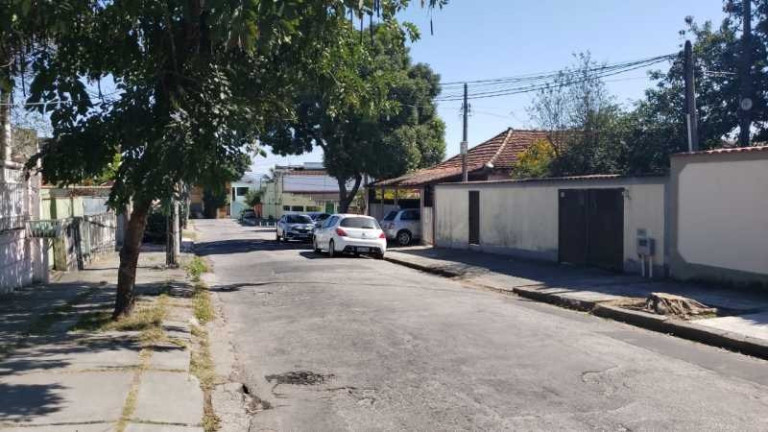 Imagem Imóvel com 3 Quartos à Venda, 200 m² em Campo Grande - Rio De Janeiro Imagem Imóvel com 3 Quartos à Venda, 200 m² em Campo Grande - Rio De Janeiro