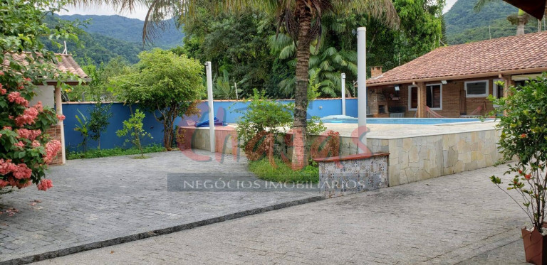 Imagem Casa com 5 Quartos à Venda, 345 m² em Massaguaçu - Caraguatatuba Imagem Casa com 5 Quartos à Venda, 345 m² em Massaguaçu - Caraguatatuba