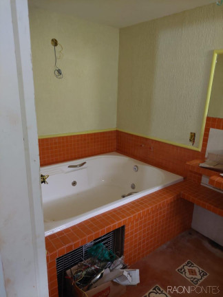 Imagem Chácara com 5 Quartos à Venda, 256 m² em Papucaia - Cachoeiras De Macacu