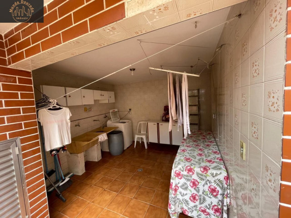 Imagem Casa com 3 Quartos à Venda, 257 m² em Vila Scarpelli - Santo André Imagem Casa com 3 Quartos à Venda, 257 m² em Vila Scarpelli - Santo André