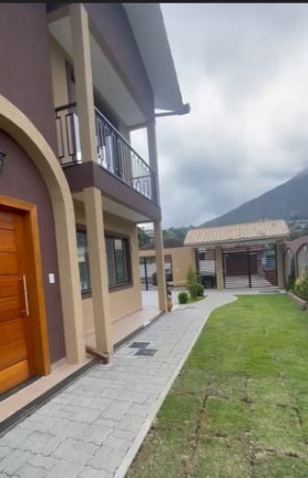 Imagem Casa com 3 Quartos à Venda, 116 m² em Alto - Teresópolis Imagem Casa com 3 Quartos à Venda, 116 m² em Alto - Teresópolis