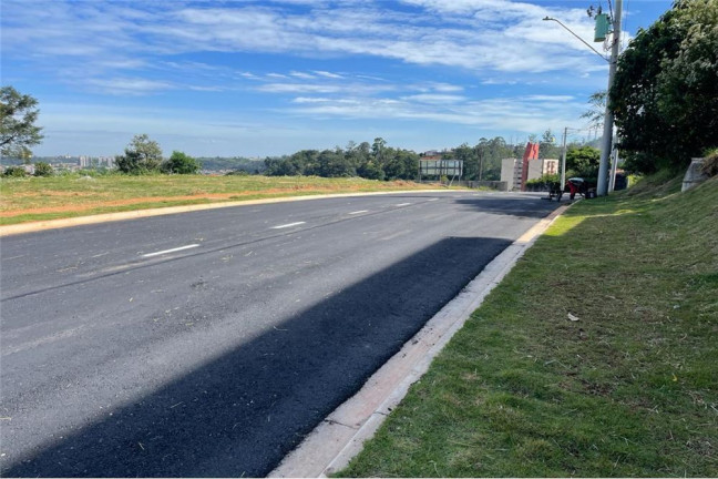 Imagem Terreno à Venda, em Vila Aparecida - Jundiaí Imagem Terreno à Venda, em Vila Aparecida - Jundiaí