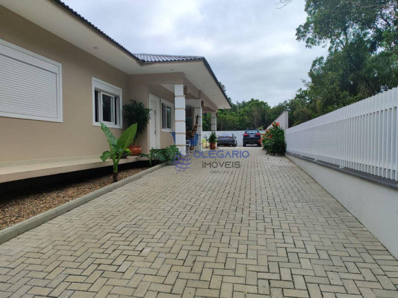 Imagem Casa com 3 Quartos à Venda, 146 m² em Armação - Penha Imagem Casa com 3 Quartos à Venda, 146 m² em Armação - Penha