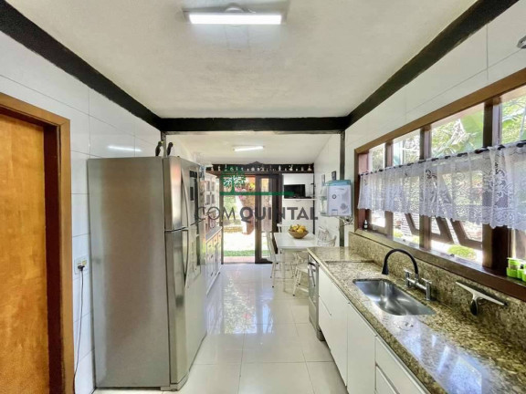 Imagem Casa com 3 Quartos à Venda, 343 m² em Fazendinha - Carapicuíba