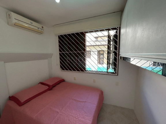 Imagem Casa com 3 Quartos à Venda, 195 m² em Itacorubi - Florianópolis Imagem Casa com 3 Quartos à Venda, 195 m² em Itacorubi - Florianópolis
