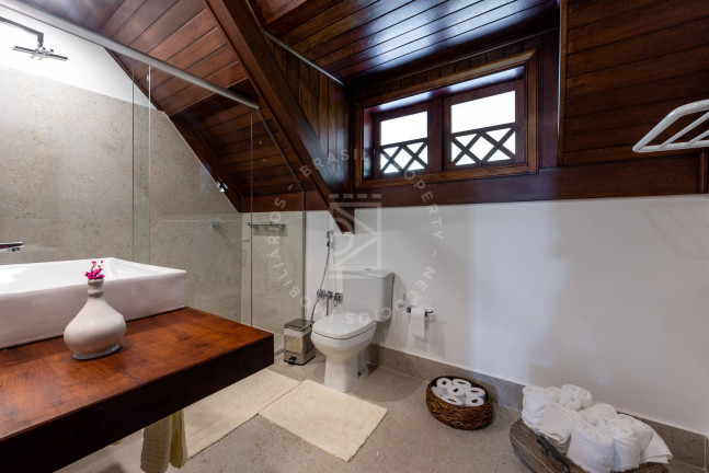 Imagem Casa com 5 Quartos à Venda, 1 m² em Jardim Manancial - Campos Do Jordão Imagem Casa com 5 Quartos à Venda, 1 m² em Jardim Manancial - Campos Do Jordão