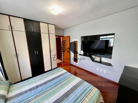 Imagem Casa com 3 Quartos à Venda, 360 m² em Três Barras - Contagem