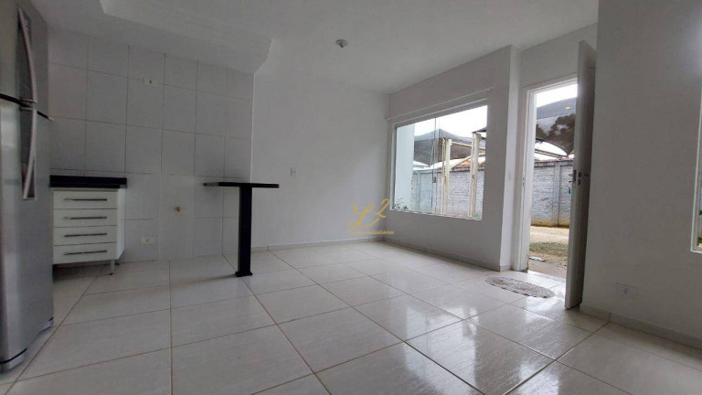 Imagem Sobrado com 2 Quartos para Alugar, 85 m² em Abranches - Curitiba