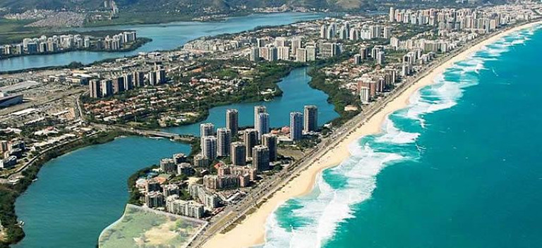 Imagem Casa com 4 Quartos à Venda, 400 m² em Barra Da Tijuca - Rio De Janeiro Imagem Casa com 4 Quartos à Venda, 400 m² em Barra Da Tijuca - Rio De Janeiro