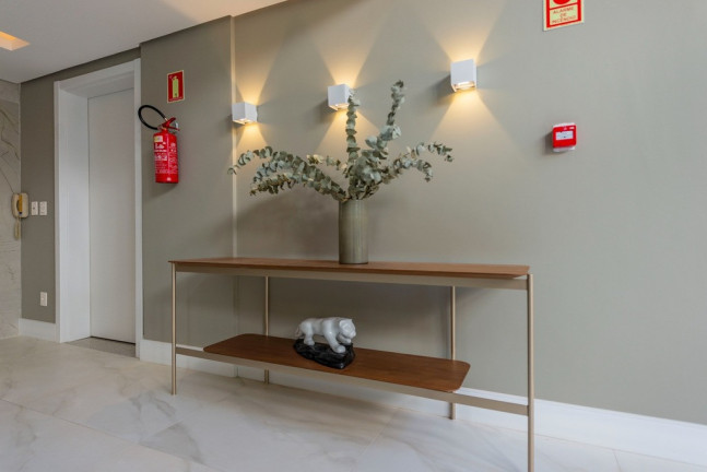 Imagem Imóvel com 3 Quartos à Venda, 125 m² em Petrópolis - Porto Alegre Imagem Imóvel com 3 Quartos à Venda, 125 m² em Petrópolis - Porto Alegre