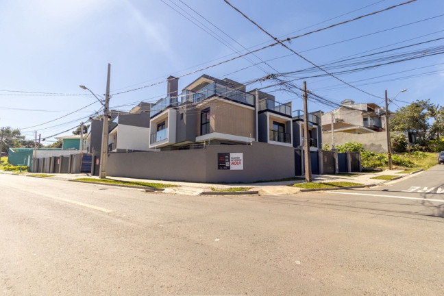 Casa com 3 Quartos à Venda, 139 m² em Pilarzinho - Curitiba