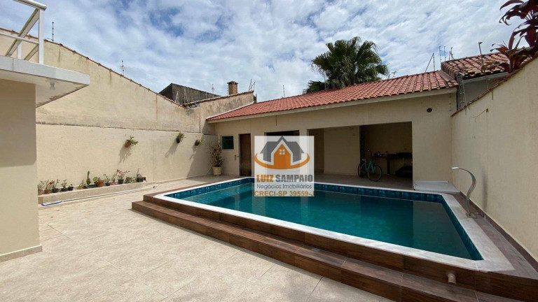 Sobrado com 3 Quartos à Venda, 233 m² em Estância Balneária De Itanhaém - Itanhaém