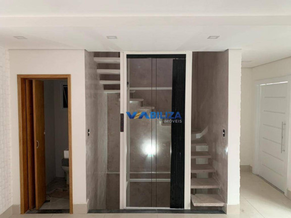 Imagem Sobrado com 3 Quartos à Venda, 226 m² em Parque Renato Maia - Guarulhos Imagem Sobrado com 3 Quartos à Venda, 226 m² em Parque Renato Maia - Guarulhos