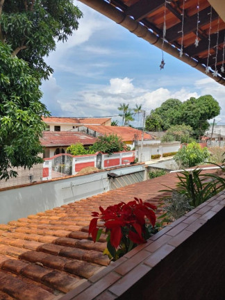 Imagem Casa com 4 Quartos à Venda, 348 m² em Aleixo - Manaus Imagem Casa com 4 Quartos à Venda, 348 m² em Aleixo - Manaus