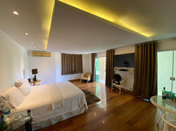 Imagem Casa de Condomínio com 5 Quartos à Venda, 1.008 m² em Barra Da Tijuca - Rio De Janeiro