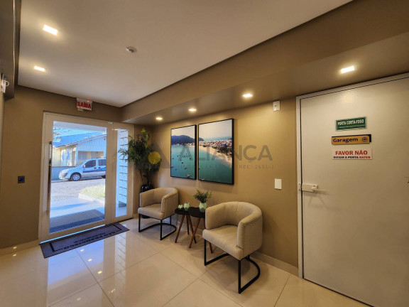Imagem Apartamento com 2 Quartos à Venda, 74 m² em Gravatá - Navegantes