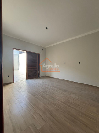 Imagem Casa com 3 Quartos à Venda, 150 m² em Jardim Boa Vista - Mogi Guaçu Imagem Casa com 3 Quartos à Venda, 150 m² em Jardim Boa Vista - Mogi Guaçu