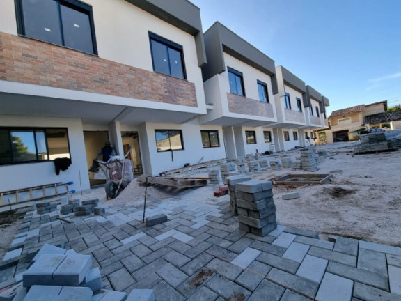 Imagem Sobrado com 2 Quartos à Venda, 80 m² em Cachoeira Do Bom Jesus - Florianópolis Imagem Sobrado com 2 Quartos à Venda, 80 m² em Cachoeira Do Bom Jesus - Florianópolis