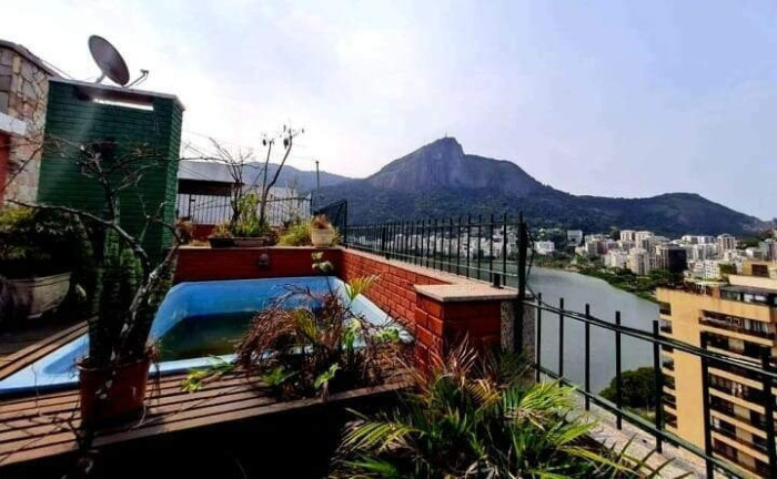 Imagem Cobertura com 3 Quartos à Venda, 180 m² em Lagoa - Rio De Janeiro Imagem Cobertura com 3 Quartos à Venda, 180 m² em Lagoa - Rio De Janeiro