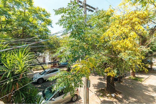 Imagem Casa com 3 Quartos à Venda, 177 m² em Menino Deus - Porto Alegre Imagem Casa com 3 Quartos à Venda, 177 m² em Menino Deus - Porto Alegre