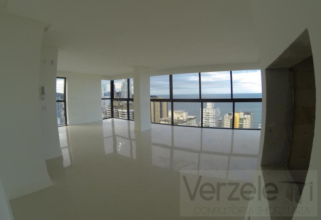 Imagem Apartamento com 3 Quartos à Venda, 139 m² em Centro - Balneário Camboriú Imagem Apartamento com 3 Quartos à Venda, 139 m² em Centro - Balneário Camboriú