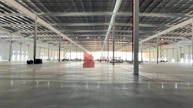 Imagem Galpão para Alugar, 50.000 m² em Espinheiros - Itajaí Imagem Galpão para Alugar, 50.000 m² em Espinheiros - Itajaí