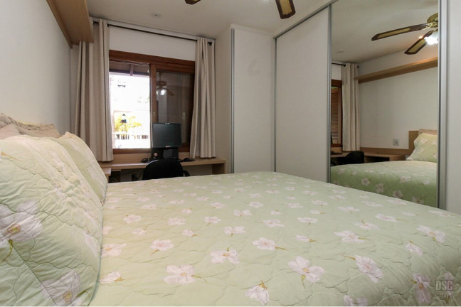 Imagem Casa com 2 Quartos à Venda, 63 m² em Hípica - Porto Alegre Imagem Casa com 2 Quartos à Venda, 63 m² em Hípica - Porto Alegre
