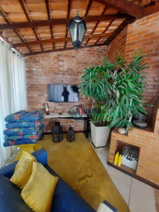 Imagem Casa com 5 Quartos à Venda, 330 m² em Itaipu - Niterói Imagem Casa com 5 Quartos à Venda, 330 m² em Itaipu - Niterói