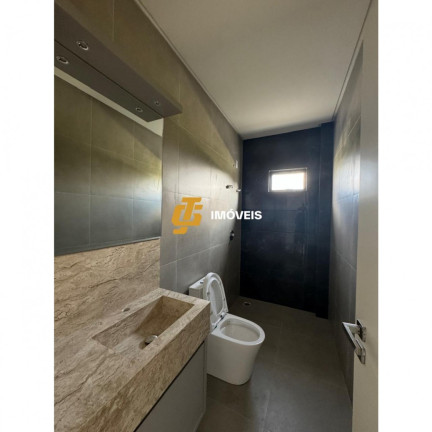 Imagem Casa com 4 Quartos à Venda, 225 m² em Caledônia - Camboriú Imagem Casa com 4 Quartos à Venda, 225 m² em Caledônia - Camboriú