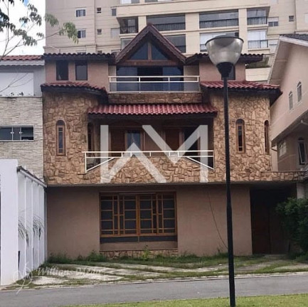 Sobrado com 4 Quartos à Venda, 500 m² em Vila Rosalia - Guarulhos