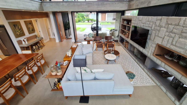 Imagem Casa com 5 Quartos à Venda, em Remanso - Xangri-lá Imagem Casa com 5 Quartos à Venda, em Remanso - Xangri-lá