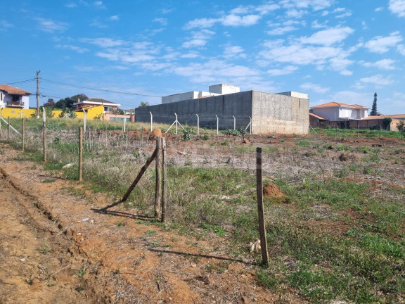 Imagem Terreno à Venda, 960 m² em Estância Conceição - Itapetininga Imagem Terreno à Venda, 960 m² em Estância Conceição - Itapetininga