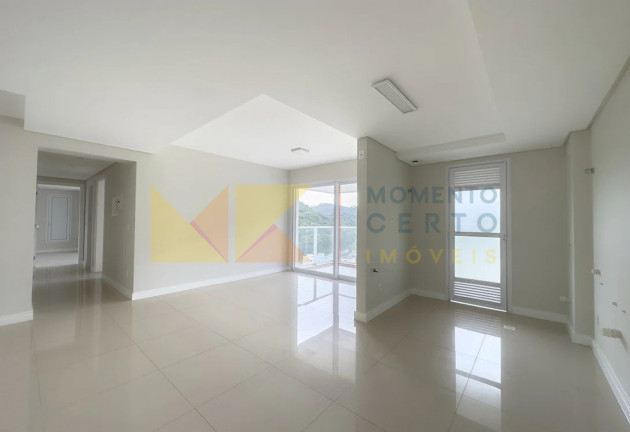 Imagem Apartamento com 2 Quartos à Venda, 70 m² em Ressacada - Itajaí
