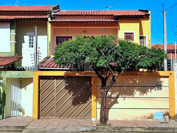 Imagem Casa com 4 Quartos à Venda, 220 m² em Cajazeiras - Fortaleza Imagem Casa com 4 Quartos à Venda, 220 m² em Cajazeiras - Fortaleza
