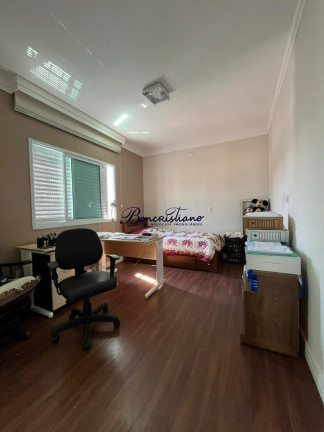 Imagem Casa com 3 Quartos à Venda, 300 m² em Tremembé - Sao Paulo Imagem Casa com 3 Quartos à Venda, 300 m² em Tremembé - Sao Paulo