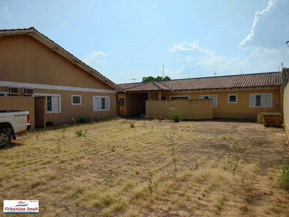 Casa com 3 Quartos à Venda, 243 m² em Vila Vilas Boas - Campo Grande