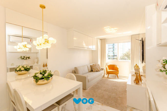 Imagem Imóvel com 1 Quarto à Venda, 54 m² em Três Figueiras - Porto Alegre