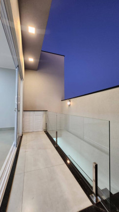 Imagem Casa com 3 Quartos à Venda, 157 m² em Botucatu