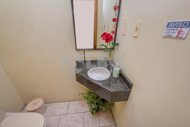 Imagem Casa com 5 Quartos à Venda, 409 m² em Higienópolis - Porto Alegre Imagem Casa com 5 Quartos à Venda, 409 m² em Higienópolis - Porto Alegre