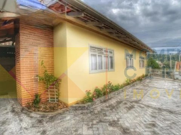 Imagem Casa com 4 Quartos para Alugar, 200 m² em água Verde - Blumenau Imagem Casa com 4 Quartos para Alugar, 200 m² em água Verde - Blumenau