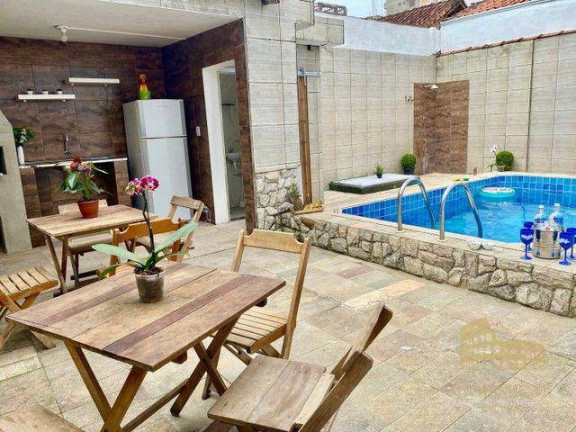 Imagem Casa com 2 Quartos à Venda, 250 m² em Maracanã - Praia Grande